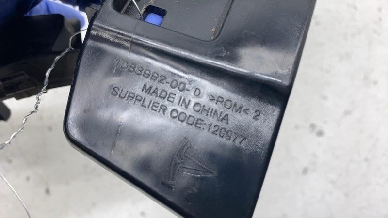 ⭕ 2017-2023 Model 3 Rear Left Retainer Wing & Tail Light Bracket LH 10