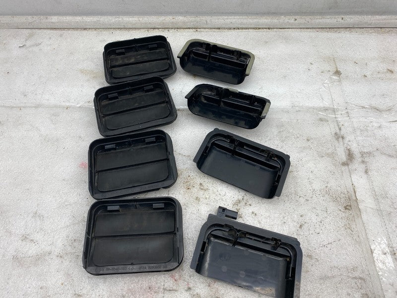⭕16-20 Model X Rear Quarter Panel Rubber Flap Extractor Vent Grille 10