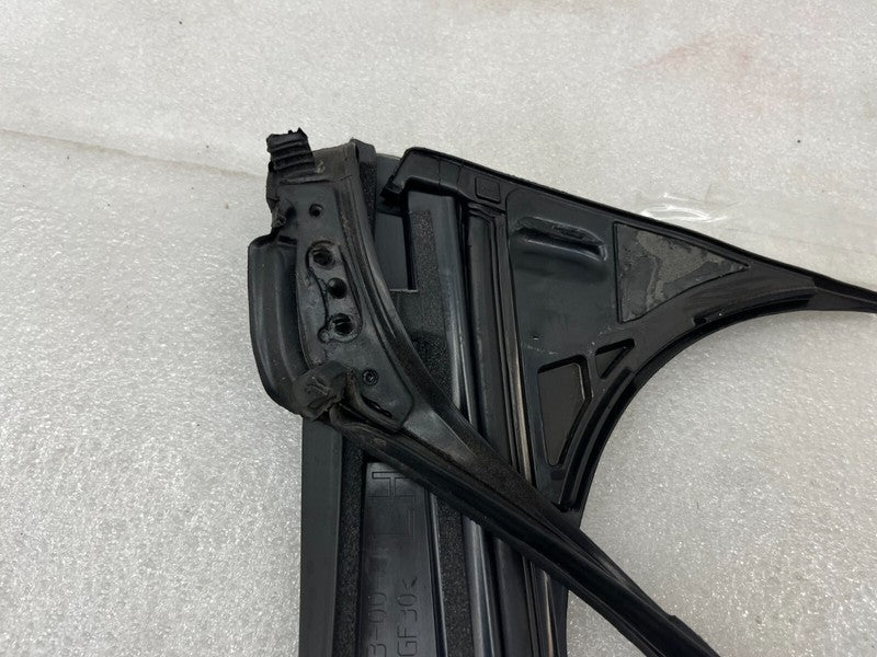 103236300C ⭕ 16-20 Model X Driver B-Pillar Applique Glass Left w/ Rubber Seal 1032363-00-C