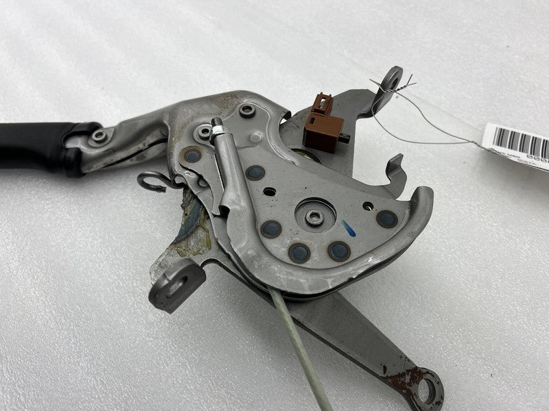 NF7A 44 010 2021-2022 Mazda MX-5 Miata Parking Hand Brake Lever Park Brake Control Assembly