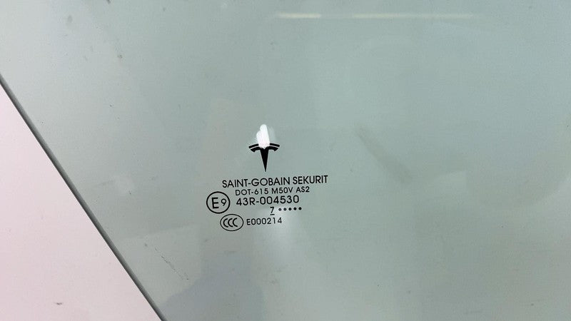 E9 43R-004530 ⭕ 2017-2020 Tesla Model 3 Front Passenger Door Window Glass Right (Single Pane)