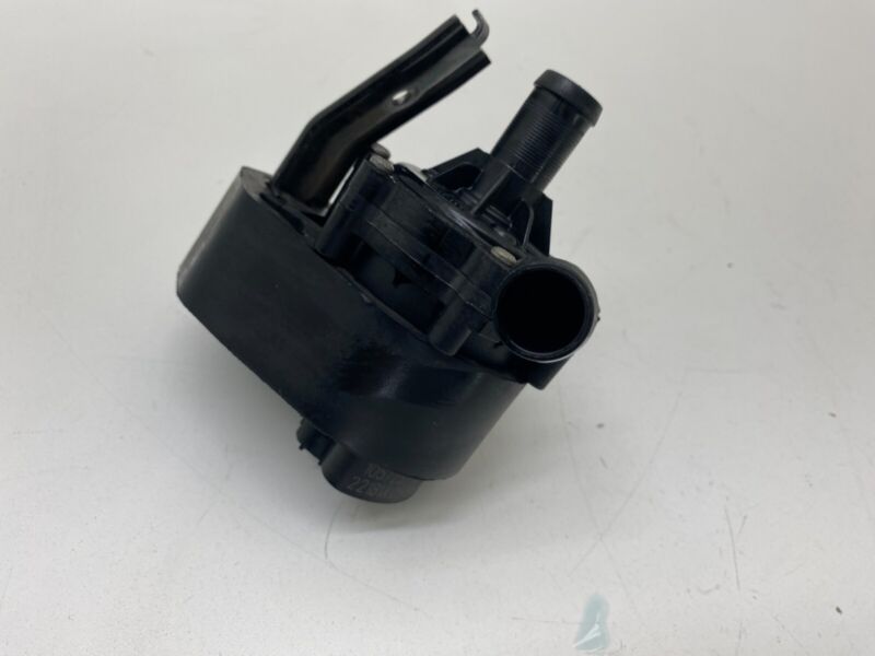 105725701G 2012-2020 Tesla Model S MS Electric Auxiliary Coolant Engine Water Pump Assembly