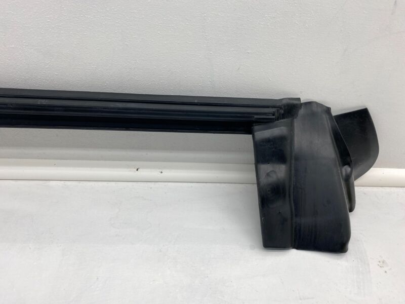 Does Not Apply 2017-2023 Tesla Model 3 Rear Passenger Door Window Inner Belt Rubber Seal Right