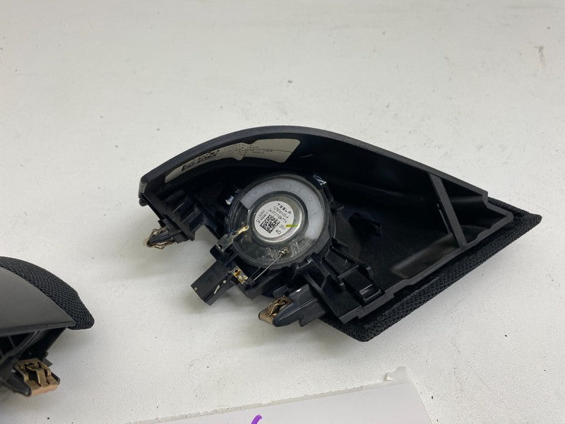 109568600E 17-23 Model 3 Front Left & Right Audio Tweeter Speaker 1095686-00-E/1095657-00-E