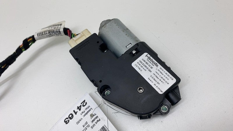 A1668200208 Mercedes-Benz GLE350 Panoramic Sunroof Sun Shade Motor + Wire Harness Connector