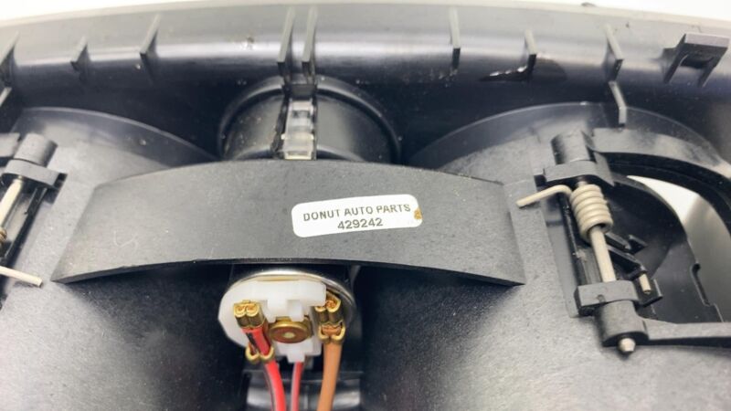 51166801508 2017-2023 BMW 530e G30 Front Center Console Dual Drink Cup Holder Tray Panel OEM