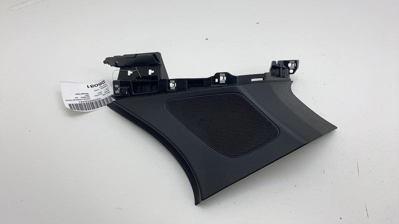 9Y3.867.246 ⭕2019-2024 Porsche Cayenne Rear Right Quarter D-Pillar Trim w/ Speaker 9Y3867246