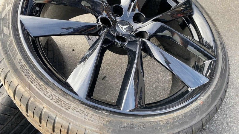 ⭕ 16-20 Model S Wheel Rim Front 21x9.0 Arachnid Rear 21x8.5 w/ Tire 24