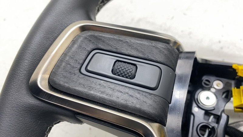 PT00015408 ⭕ 2022-2024 Rivian R1T R1S Steering Wheel w/ Control Switch Button PT00015408