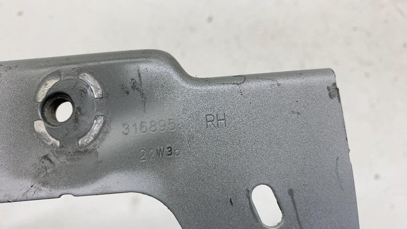 ⭕ 2021-2023 Polestar 2 Front Passenger Side Headlight Lamp Mount Bracket Right