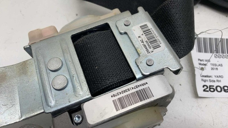 ⭕ 2016-2020 Tesla Model S Front Right 1st Row Seat Belt & Retractor 10