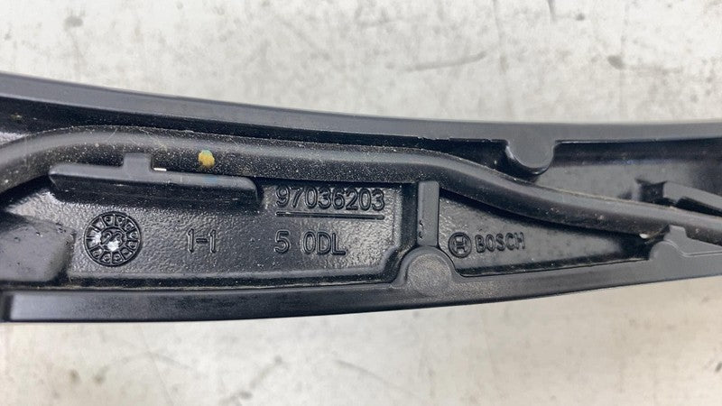 ⭕ 2024-2025 Tesla Model 3 M3 Front Left or Right Windshield Wiper Arm