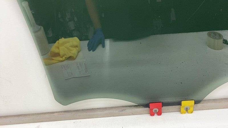 E4 43R-000186 ⭕ 2021-2024 Chrysler Pacifica Rear Passenger Side Door Window Glass Right RH OEM