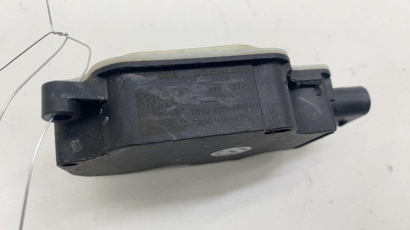 ⭕2021 2022 2023 Polestar 2 Front Bumper Grille Vent Shutter Motor Actuator OEM