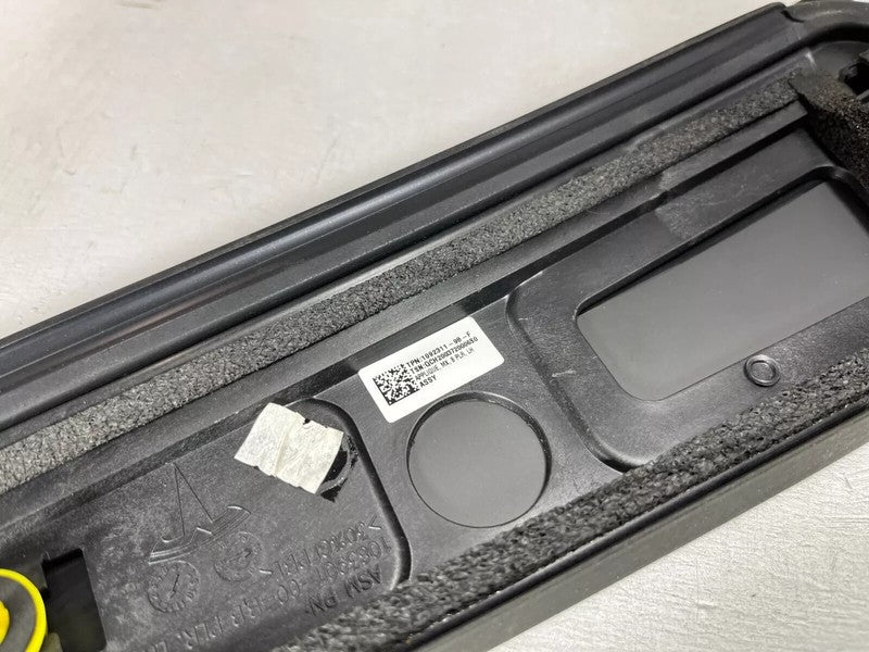 109231198F ⭕ 16-20 Model X Driver Side B-Pillar Glass Applique & Camera Left 1092311-98-F