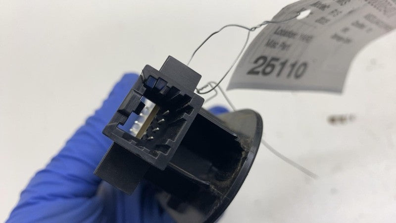 ⭕ 2025 Rivian R1S Light Guide Back Cover Bezel Assembly