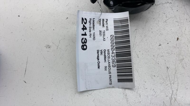 2017-2023 Tesla Model 3 Front Passenger Side 1st Row Seat Belt & Retractor Right