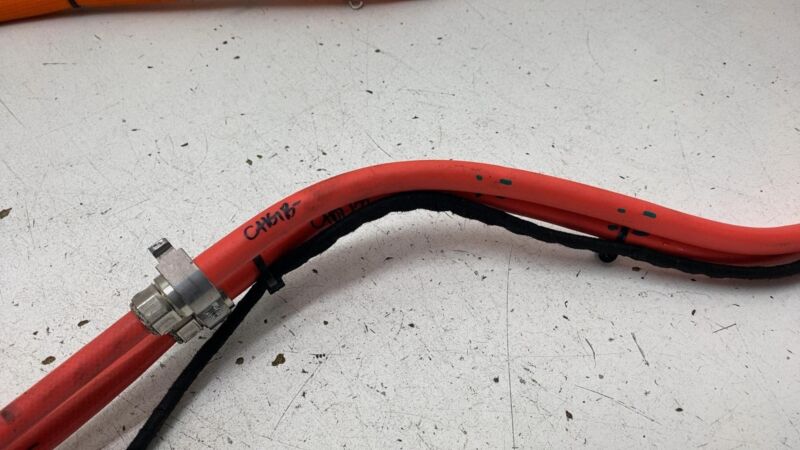 100487400E 2012-2015 Tesla Model S Rear HV Junction Box to Charge Port Wiring Cable Harness