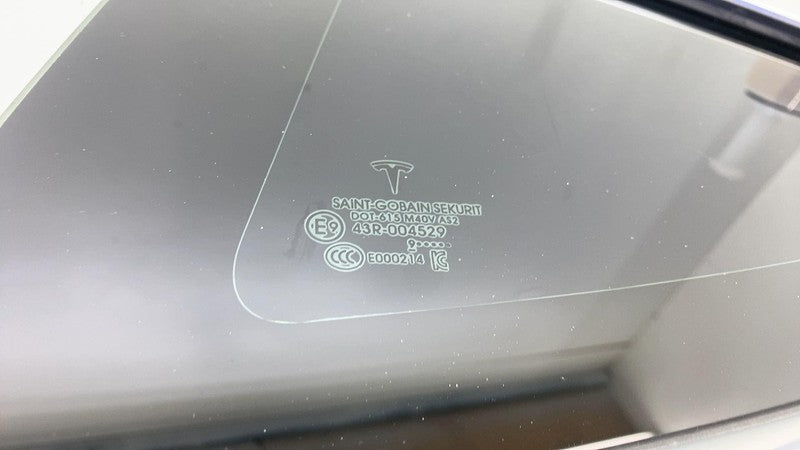 108070300H ⭕ 2017-2020 Tesla Model 3 Rear Left Quarter Fixed Window Glass LH 1080703-00-H