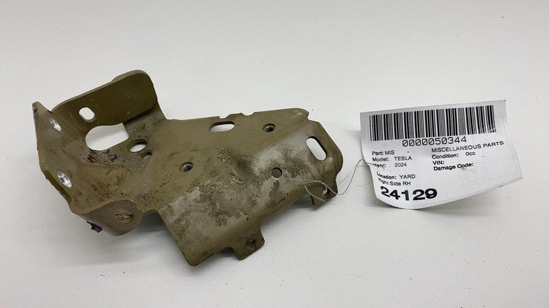 1853212 2024 2025 Tesla Cybertruck Front Passenger Side CFM Support Mount Bracket Right