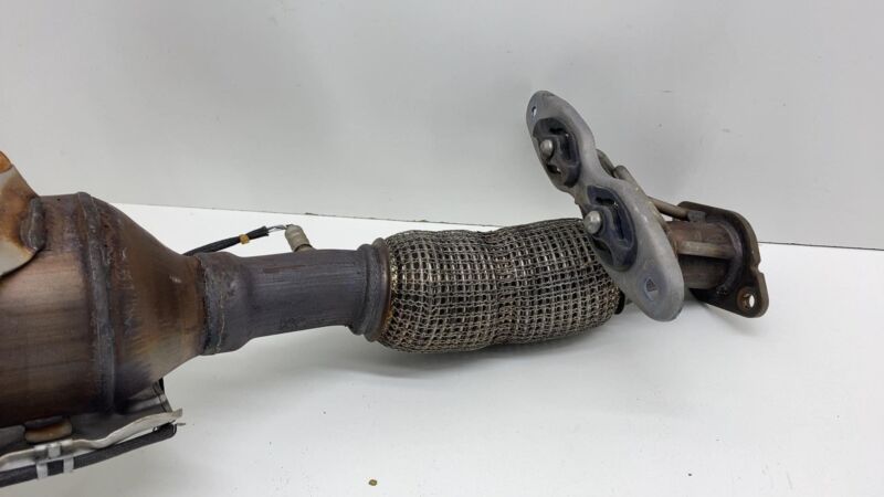 2013-2018 Ford C-Max 2.0L Exhaust Manifold Pipe Assembly
