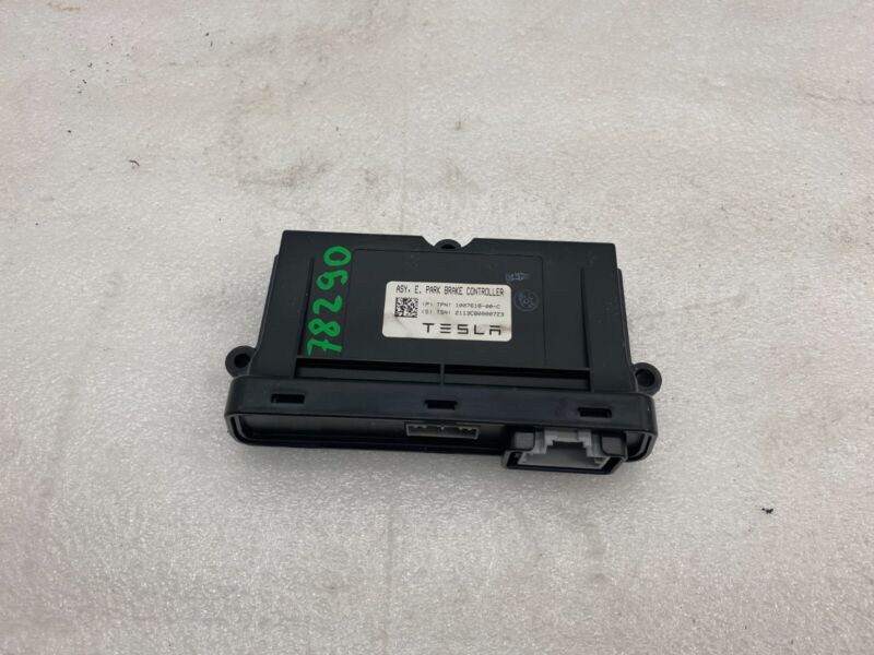 2012-2020 Tesla Model S X Parking Brake & Trunk Liftgate Control Module Assembly