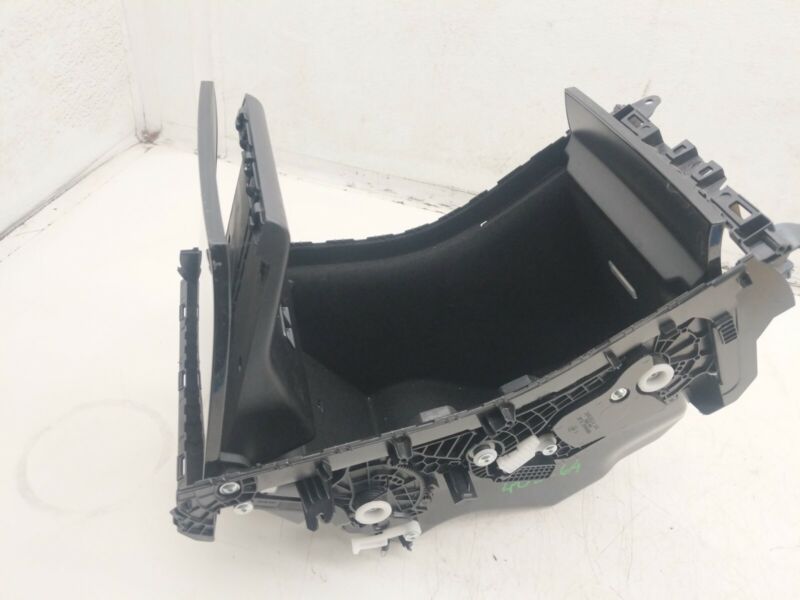 1087920-00-F 2017-2020 Tesla Model 3 M3 Front Bin Insert Center Console Storage Tray Assembly