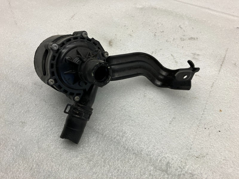 1490099-00-A ⭕16-20 Model S MS Electric Auxiliary Coolant Raven Water Pump Front 1490099-00-A