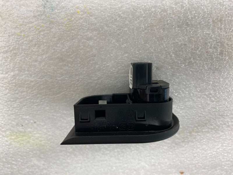 1009 4024 ⭕ 2014-2017 Maserati Ghibli Trunk Open Release Control Button Switch 10094024