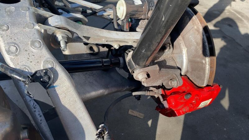 1002633 01 P 2012-2015 Tesla Model S Rear Large Drive Unit w/ Subframe & Suspension SPORT