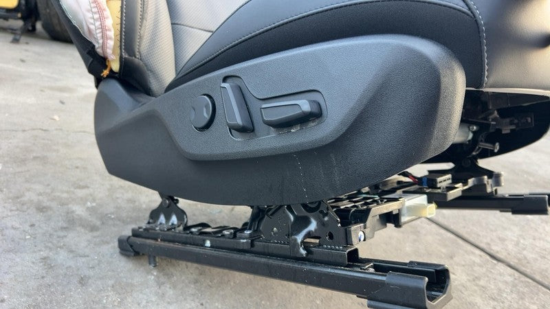 2022 2023 2024 Kia EV6 Front Passenger Seat w/ Headrest Right Perforated Black