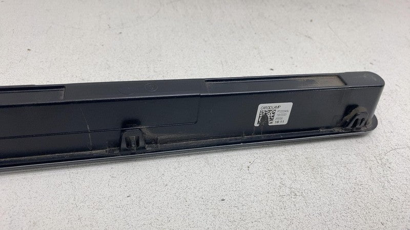 PT00000468 ⭕ 22-24 Rivian R1T Trunk Pick Up Box Right Side Courtesy Light Lamp PT00000468