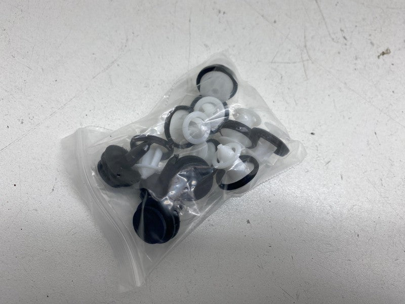 1494185 00 B ⭕ 20-24 Tesla Model Y Front Left Fender Garnish Wheel Arch Molding 1494185-00-B