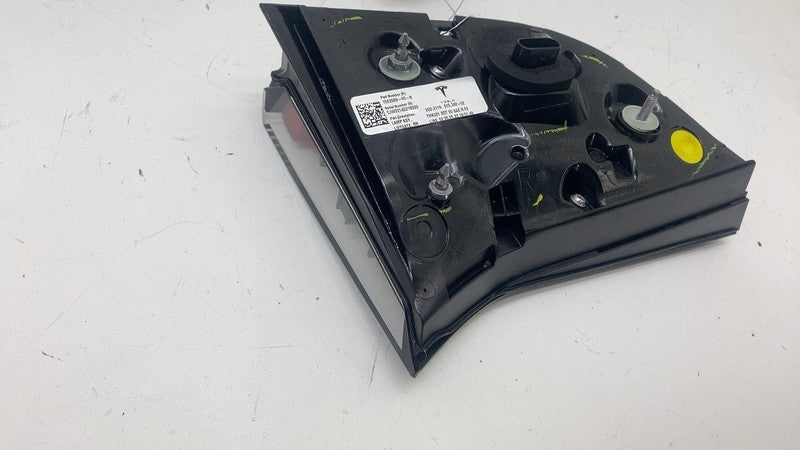 150208900B ⭕ 2020-2024 Model Y Rear Right Inner Taillight LED Tail Lamp 4-Pin 1502089-00-B