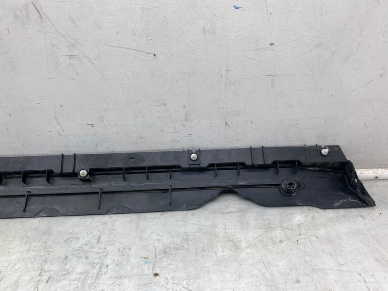 ⭕ 20-24 Model Y Right Skirt Rocker Molding Panel Carrier Bracket RH 14