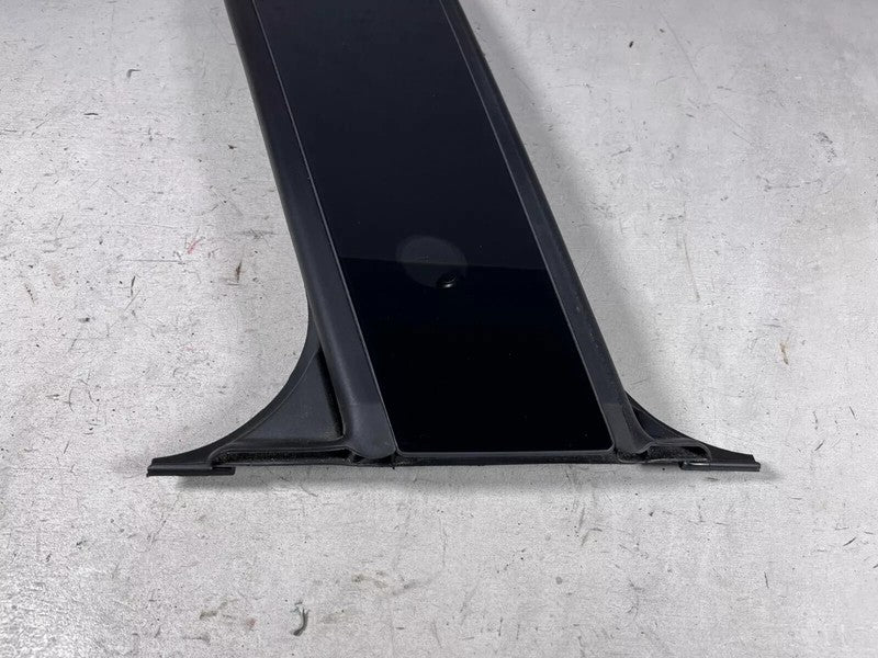 151625800E ⭕ 20-23 Model Y Right Exterior B-Pillar Applique Trim w/ Camera RH 1506886-00-H