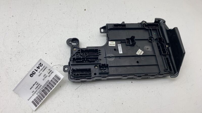 156745500C ⭕ 17-23 Model 3 Front Left Frunk Low Voltage Body Controller Module 1567455-00-C