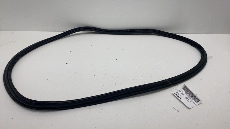 ⭕24-25 Model 3 Rear Trunk Liftgate Decklid Weatherstrip Rubber Seal 17