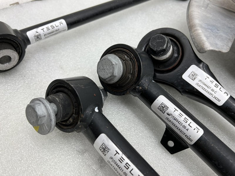 ⭕ 17-23 Tesla Model 3 Rear Left Knuckle Wheel Hub Fore Stabilizer Toe