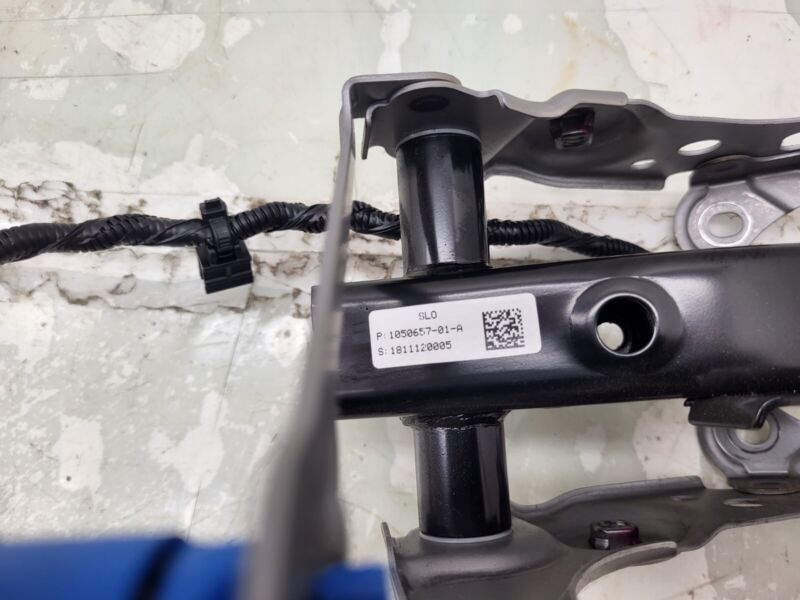 105065701A 2012-2020 Tesla Model S MS Brake Stop Pedal w/ Sensor Assembly 1050657-01-A OEM