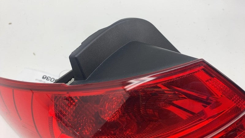 ⭕2013-2014 Mercedes-Benz B Electric Drive Rear Left Outer Tail Light A