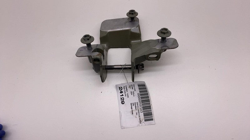 182070500C 2024 2025 Tesla Cybertruck Front Passenger Motor Mount Bracket Support Right RH