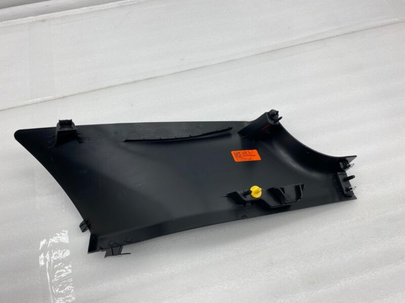 149462500C 2020-2023 Tesla Model Y Rear Driver Side C-Pillar Lower Trim Cover Panel Left LH