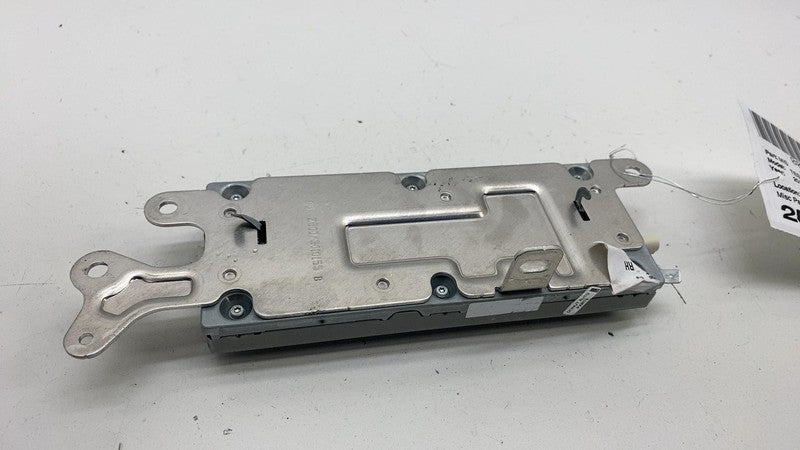 107974980C ⭕ 2017-2023 Tesla Model 3 Harman Becker Radio FM/HD Receiver Module 1079749-80-C