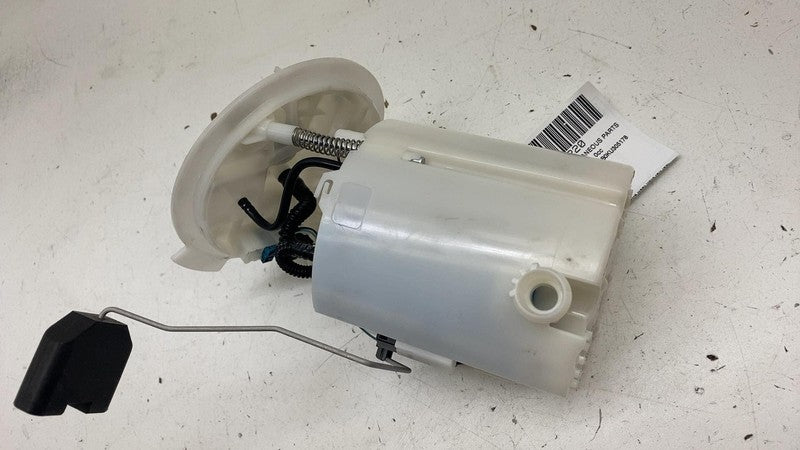 A2054704900 ⭕ 2017-2023 Mercedes-Benz C300 W205 Engine Fuel Gas Tank Pump Unit A2054704900