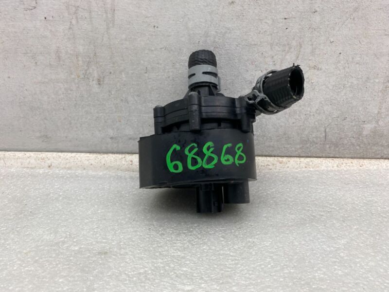 2016-2020 Tesla Model S X Cooling System Auxiliary Water Coolant Pump FWD Assy