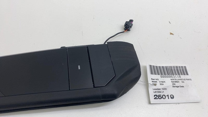 180755700A ⭕ 24-25 Cybertruck Rear Left C-Pillar Applique Molding Trim Panel 1848581-00-C