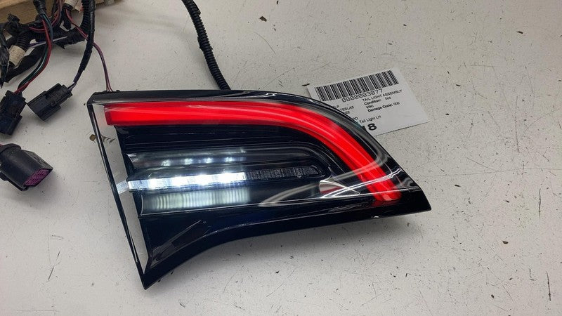 ⭕ 17-23 Model 3 Rear Left Inner Taillight LED Tail Lamp (3-Pin) LH 107