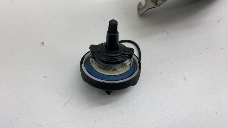 9 801 173 ⭕ 11-16 Mini Cooper Countryman S Gas Fuel Tank Filler Neck Plastic Pipe 9801173