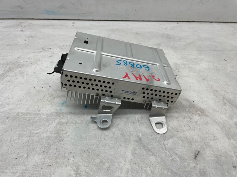 1507152 00 A 2020-2024 Tesla Model Y MY Radio Audio Sound System AMP Amplifier Assembly OEM